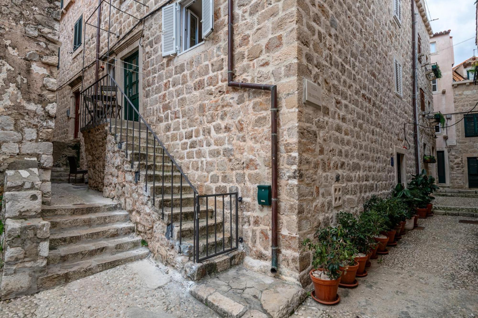 Mirabilis, Luxury Studio Apartment, Dubrovnik Old Town Bagian luar foto